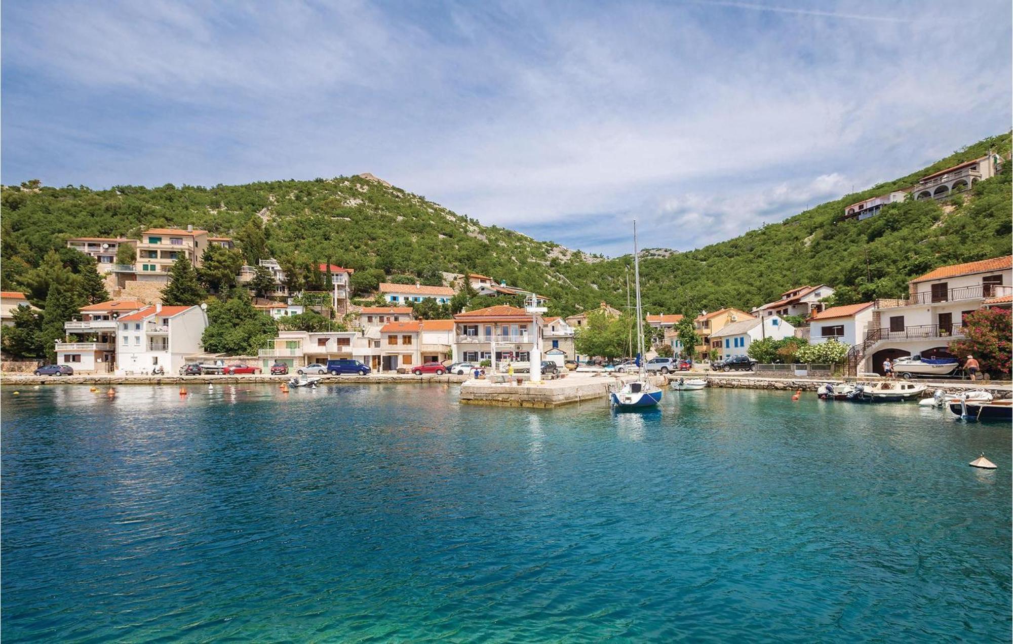 Cozy Apartment In Starigrad With House Sea View Екстер'єр фото