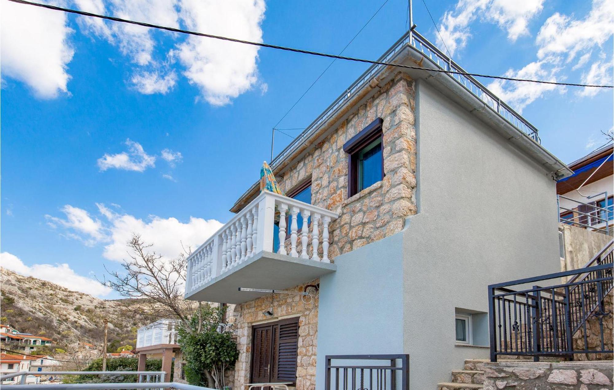 Cozy Apartment In Starigrad With House Sea View Екстер'єр фото